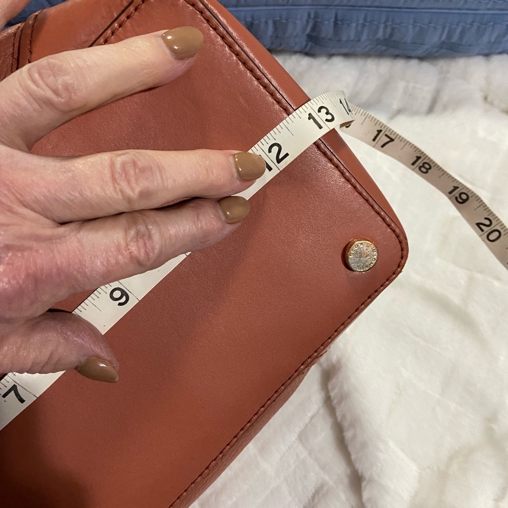 Michael Kors purse - Picture 12 of 13